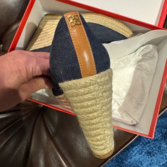 Coach Wedge Sandals - Picture 4 of 13